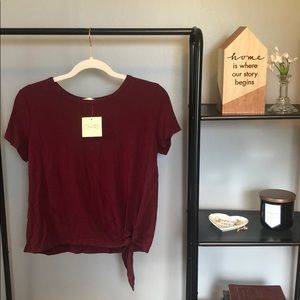 Olivia Rae | Burgundy Tee